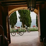 Castello Di Casole, A Belmond Hotel, Tuscany 酒店 5*