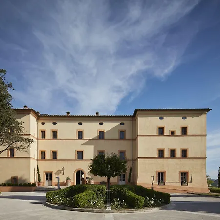 Castello Di Casole, A Belmond Hotel, Tuscany מלון