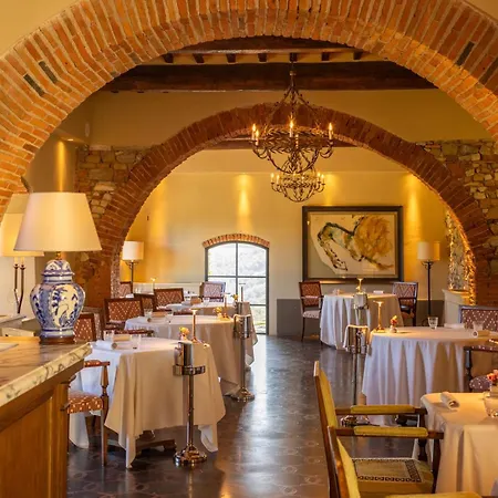 מלון Castello Di Casole, A Belmond Hotel, Tuscany 5*