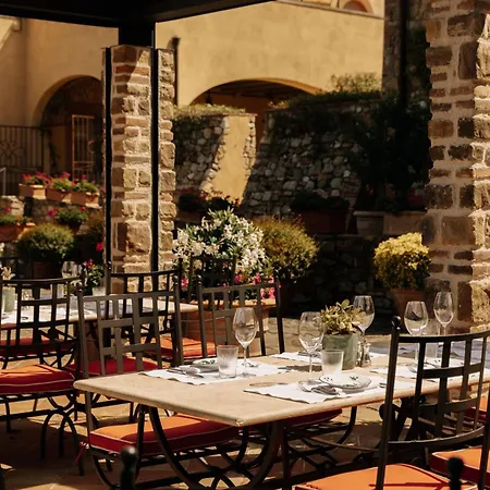 Castello Di Casole, A Belmond Hotel, Tuscany מלון