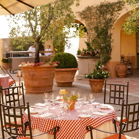 מלון Castello Di Casole, A Belmond Hotel, Tuscany 5*